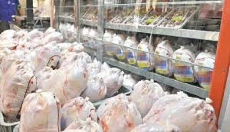 روند کاهشی قیمت جوجه یکروزه در بازار/ قیمت مرغ به ۱۲ هزار و ۲۰۰ تومان رسید