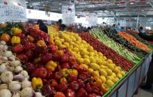 پیاز اشک کشاورزان را درآورد/ کاهش ۲۰ درصدی تقاضا برای خرید میوه/ صادرات سیب باعث افزایش قیمت شد