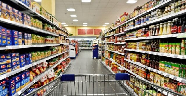 افزایش ۱۰ درصدی قیمت تمام شده مواد غذایی با تصمیم سازمان استاندارد/ میلیاردها تومان برچسب باید دور ریخته شوند
